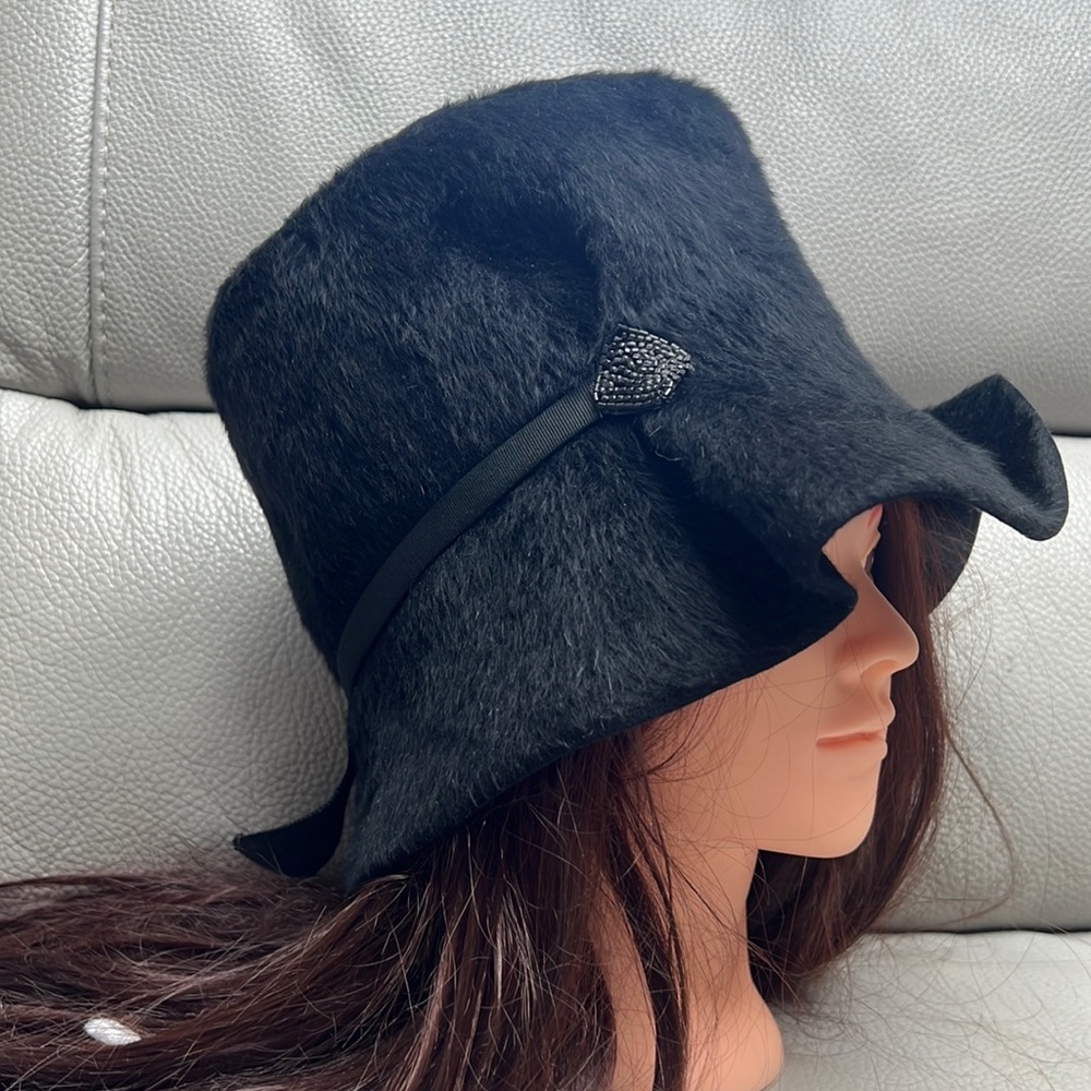 Susan Carol Black Vintage Hat